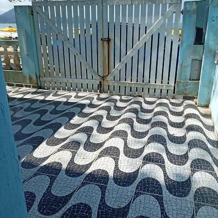 Kitinet Da Casa Azul Praia Das Toninhas 乌巴图巴 外观 照片