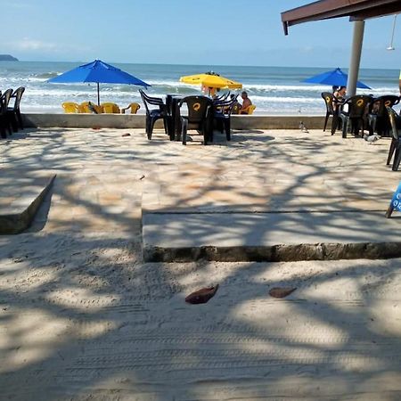 Kitinet Da Casa Azul Praia Das Toninhas 乌巴图巴 外观 照片